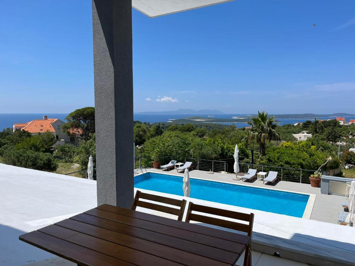Dela Bed and Breakfast Hvar Town Eksteriør billede