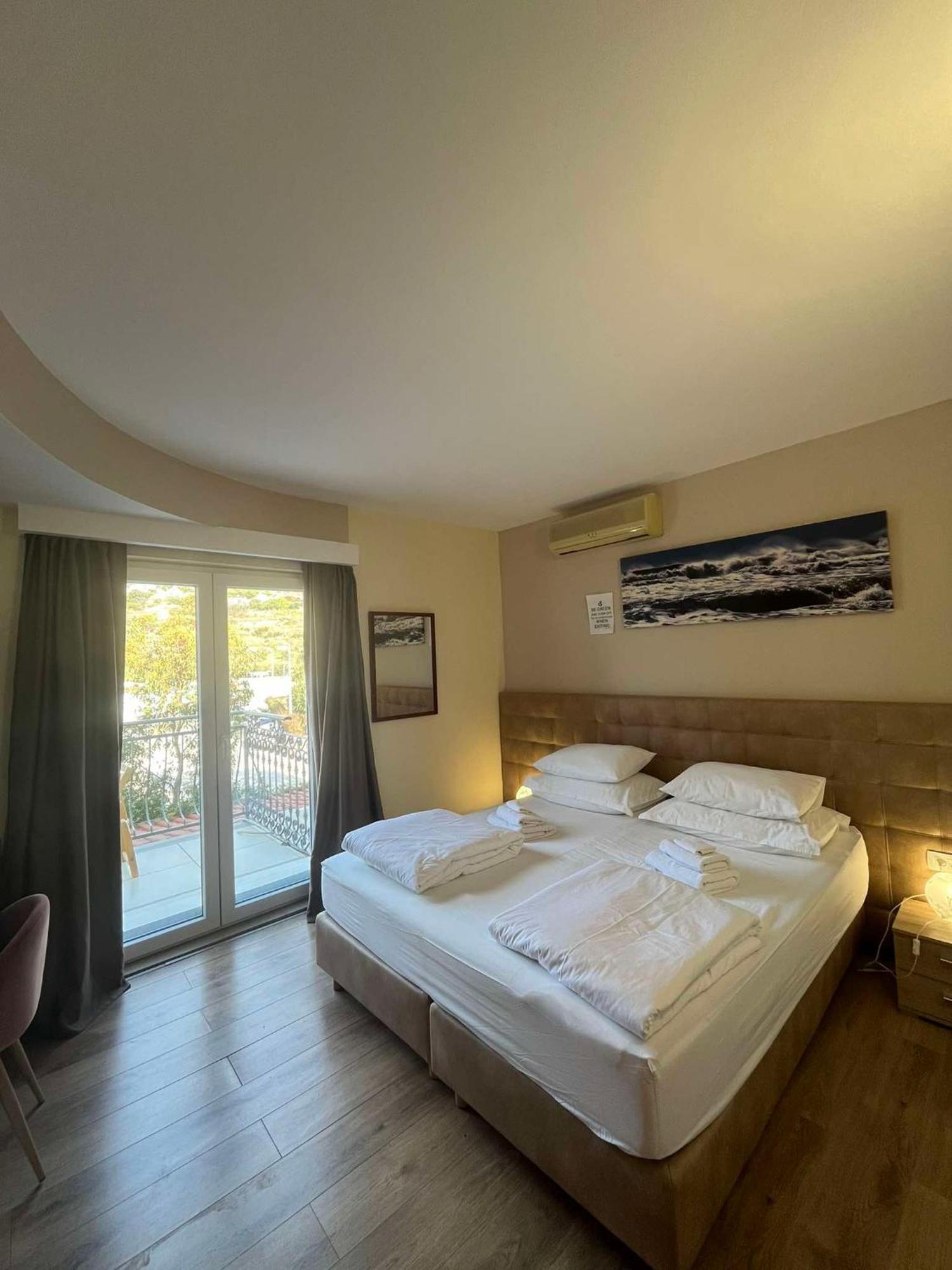 Dela Bed and Breakfast Hvar Town Eksteriør billede